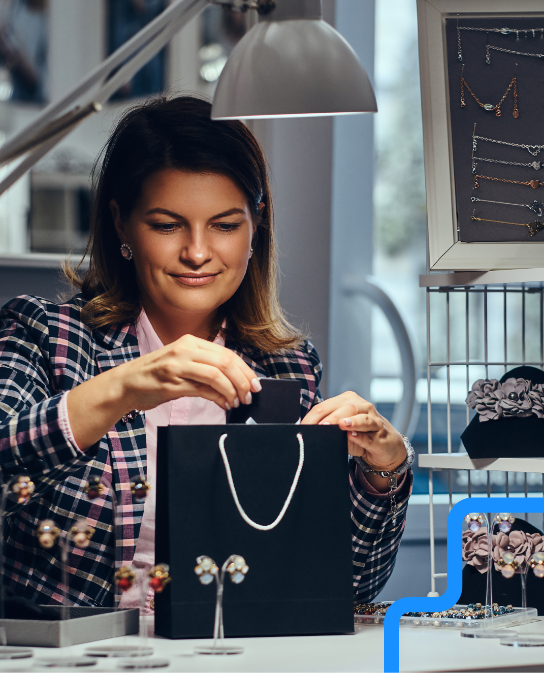 jewellery packing